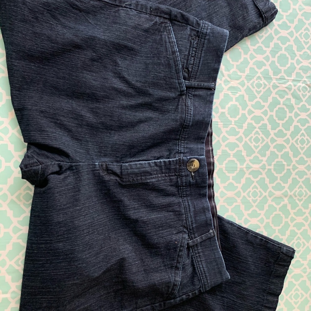NWOT Christopher and Banks denim Capri soft jeans!
